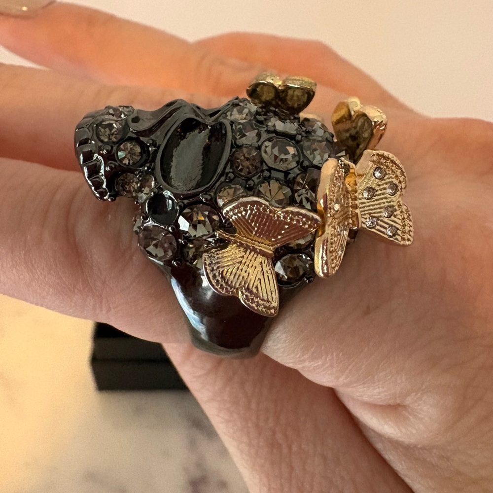 Unique Skull Statement Ring w/ Gold Butterflies, Size 8 - Picture 14 of 16